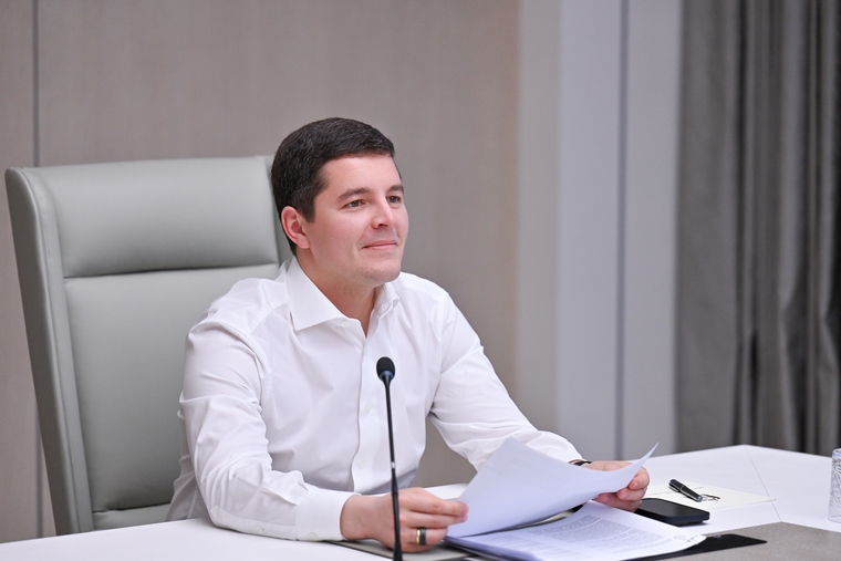 Мэр Сакал на «муниципальном часе» доложил Артюхову об успехах района