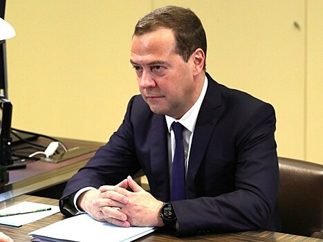 Медведев потроллил Орешкина за доклад в духе СССР