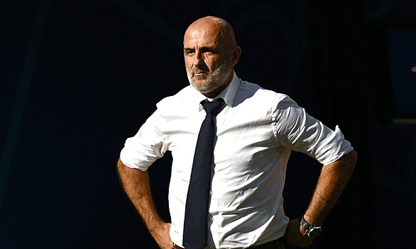 Сборная Польши лишилась главного тренера после скандала со звездным форвардом