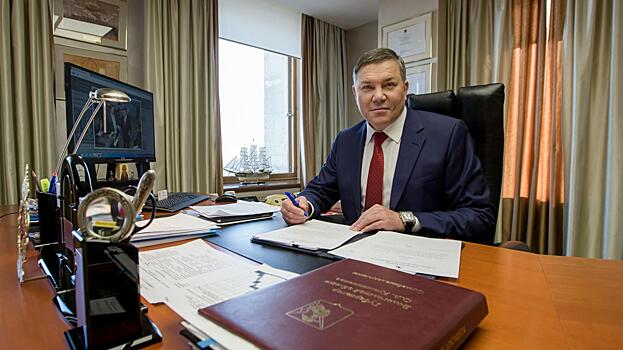 «В десятку»: Олег Кувшинников укрепил позиции в национальном рейтинге глав региона