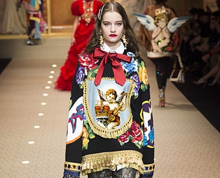 Вау! Алине Болотиной из Петербурга 17 — и она уже покорила дома Dior, Dolce & Gabbana и Dries Van Noten