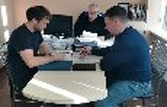 В г. Санкт-Петербурге перспективы дальнейшего сотрудничества обсудили представители ИК-2 УФСИН России по Псковской области и компании «Завод Универсалмаш»