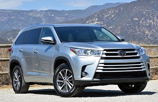 Toyota тестирует новый Highlander