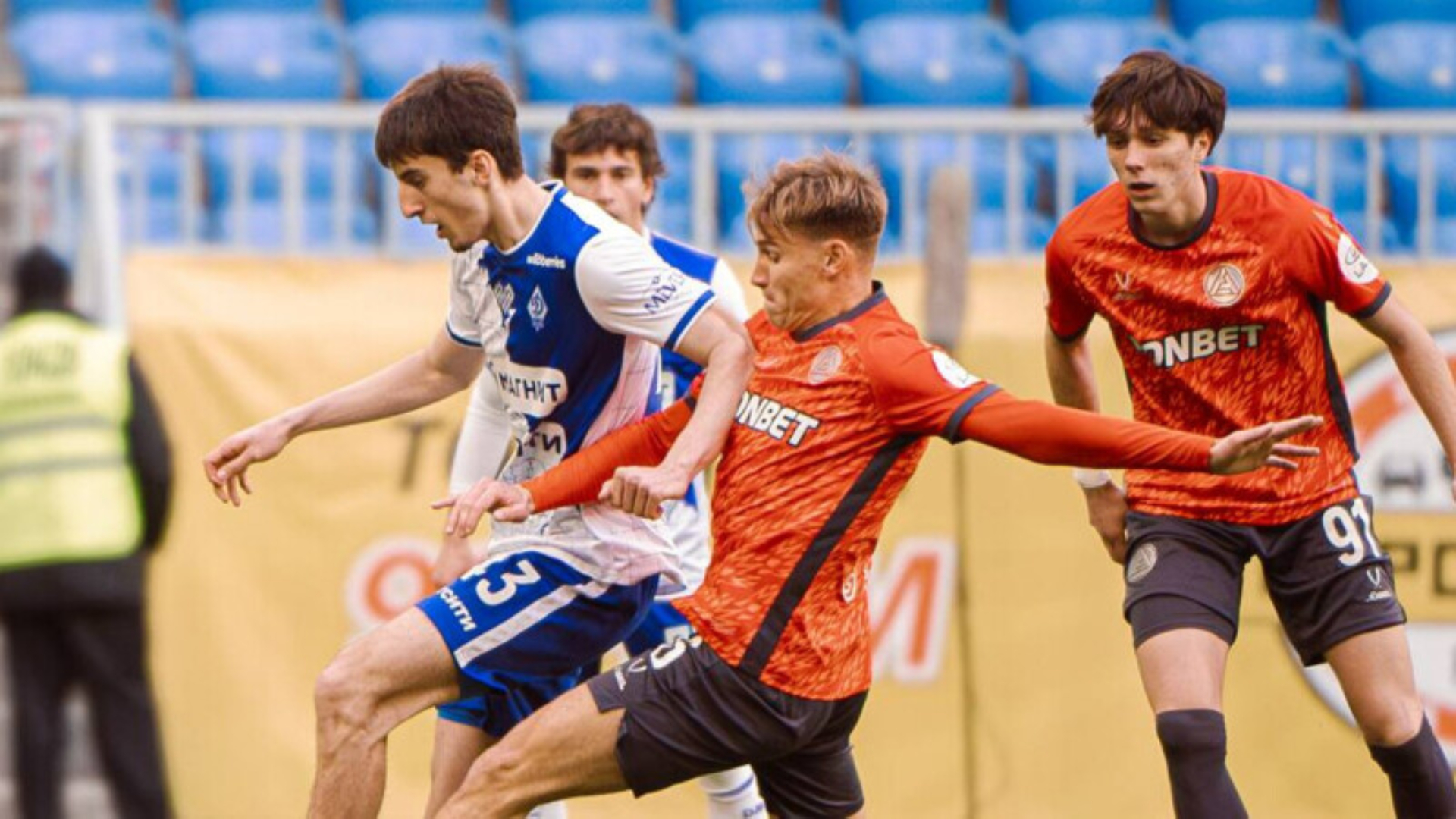 «Акрон» сыграл вничью с махачкалинским «Динамо» и продлил безвыигрышную серию в РПЛ до 10 матчей