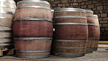 Российские ученые раскрыли секрет "работы" вишневых бочек для вина