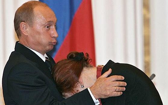 Потери госбюджета: Путин запретил обжаловать госзакупки