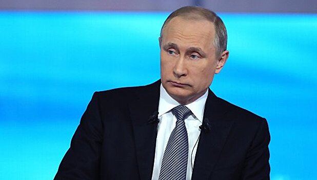 Путин заявил о "серой полосе" в российской экономике