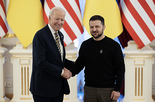 Politico: Байден встретится с Зеленским на саммите НАТО