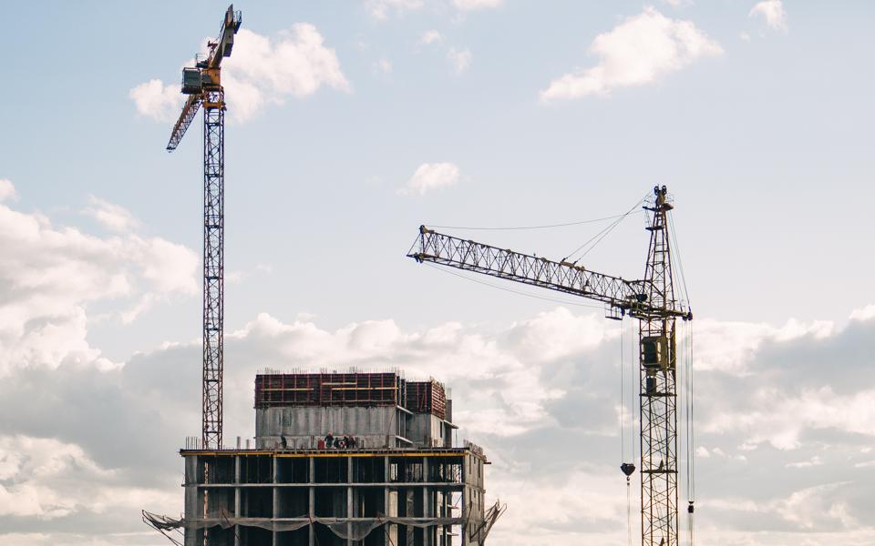 Рязанский суд вынес приговор виновнику падения строителей с высоты 13 метров