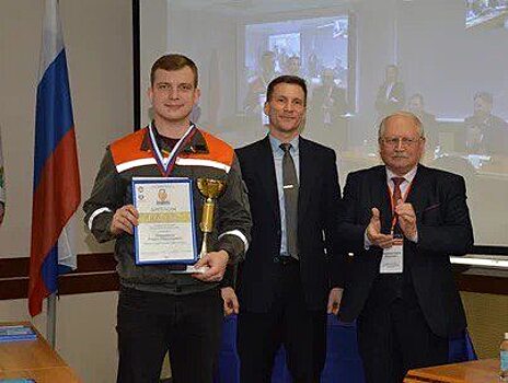 Саратовский энергетик занял первое место на Всероссийском конкурсе профмастерства