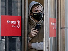 Вирусолог Чумаков: в России могут ввести локдаун в случае опасности "омикрона"
