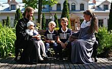 Жена курского священника Анна Аристова ведет блог, где рассказывает о подготовке к христианским праздникам