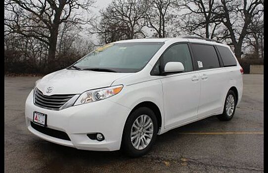 Toyota Sienna получит гибридный мотор