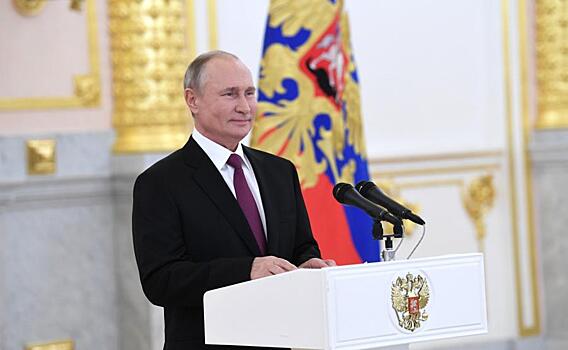 Россиянам сказали, когда Путин объявит о новых выплатах