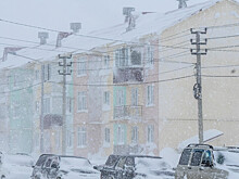 Мощный снежный циклон завладел Сахалином