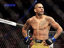 Алекс Перейра убедил Дану Уайта взять Вахитова в UFC