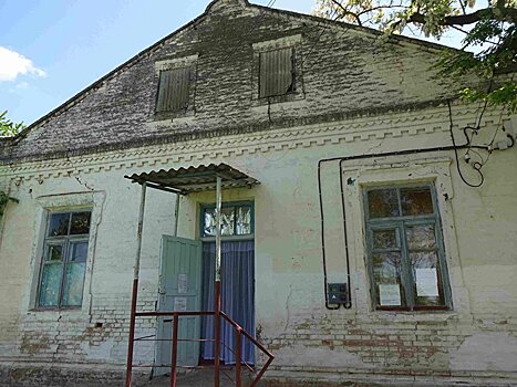 Старое оборудование и сезонная работа: как работают ФАПы в поселках Крыма