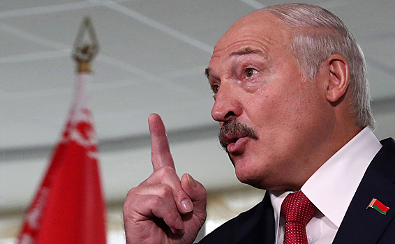 Лукашенко ответил критикам его инаугурации