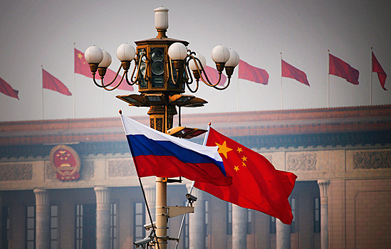 Le Monde: Китай спасает экономику России с соблюдением осторожности