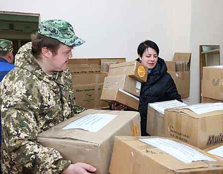 Челябинцы отправили сладости для детей-сирот Донбасса