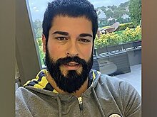 Звезда сериала "Великолепный век" рассказал, как укладывает сына спать