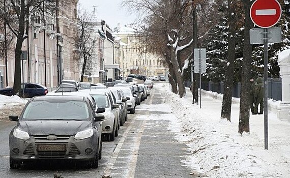 На парковках в Казани работают новые комплексы фотофиксации госномеров