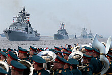 В Петербурге прошел парад в честь Дня ВМФ: фотогалерея