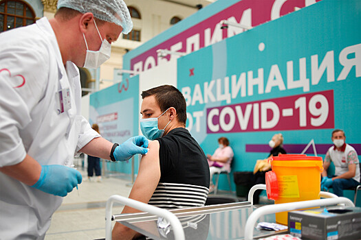 «Принудительно вакцинировать всех граждан запрещает закон»