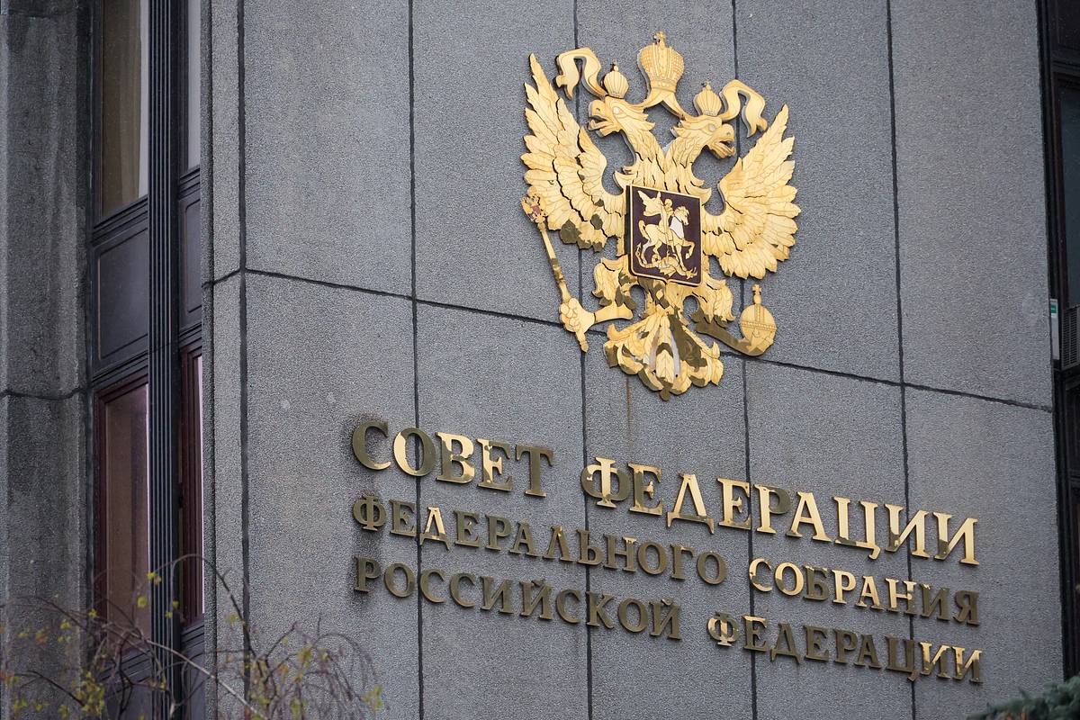 Сенатор обвинил Украину в попытке сделать конфликт глобальным