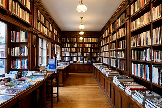 «Масоны против чекистов»: Белоруссия запретила роман Пелевина, не объяснив причин