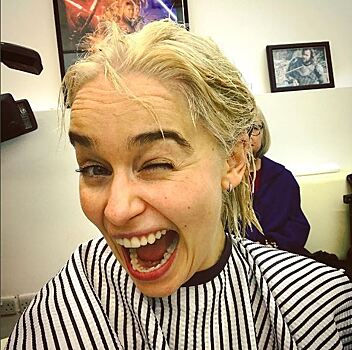 Эмилия Кларк отказалась от парика и перекрасила волосы ради последнего сезона «Игры престолов»