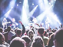 Вся ванная в крови: Известный музыкант жестоко убил любовницу