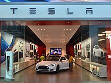 Tesla продолжает сокращать сотрудников по продажам