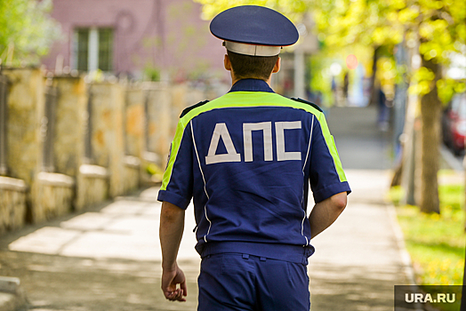 Инспекторы ГИБДД в Челябинске пресекают установку водителями незаводских глушителей