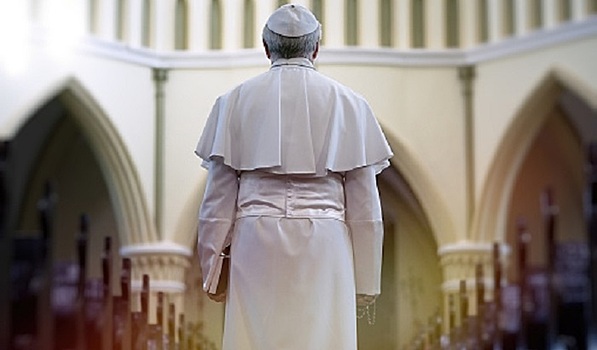 У Папы Римского отобрали галочку верификации в Twitter
