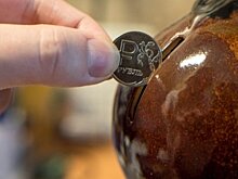 Почему хранить сбережения в рублях можно до 2021 года