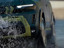 Альтернативный Renault Duster показался на свежих кадрах