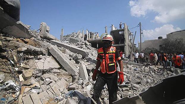 Минздрав сектора Газа назвал количество остающихся под завалами человек