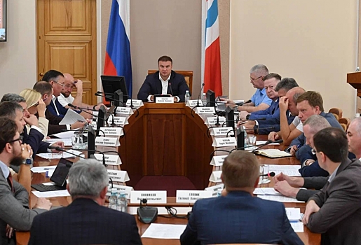 Губернатор Виталий Хоценко провел ежемесячный штаб по газификации Омской области