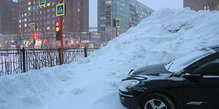 Борьба со стихией: из Норильска вывезли 400 тысяч тонн снега