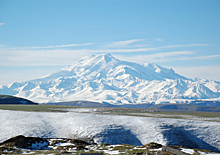 Спящий Эльбрус: чем опасно извержение высочайшей горы России