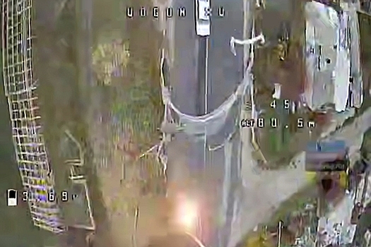 ВС России начали сжигать антидроновые сетки ВСУ специальными беспилотниками