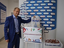 Депутат Зяблицев и его фонд помогли нуждающимся екатеринбуржцам собрать детей в школу