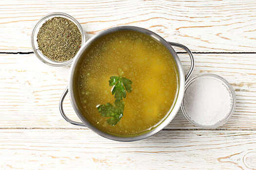 Врач Утюмова: взрослому стоит включать супы в рацион два-три раза в неделю