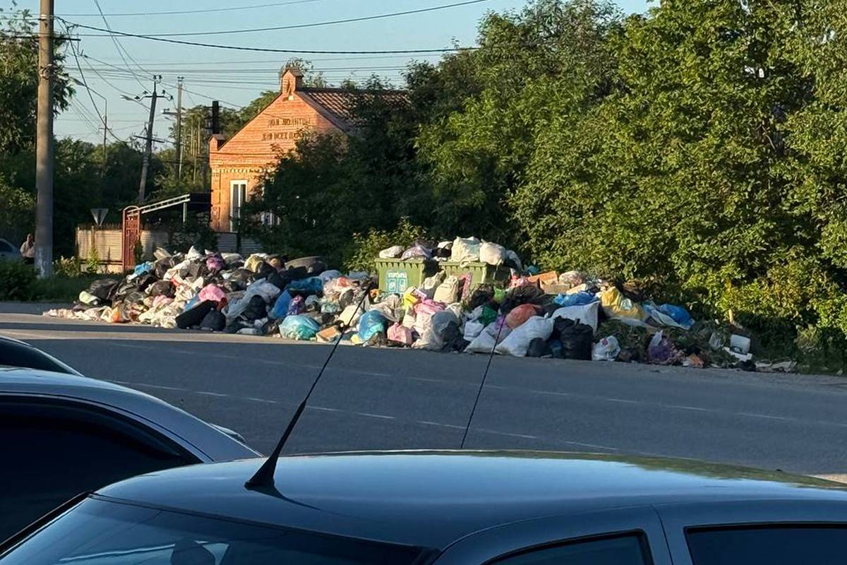 Жители города в Кабардино-Балкарии утонули в мусоре