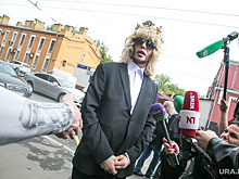 Друг Зверева рассказал о нищете стилиста. «Нет денег даже на продукты»