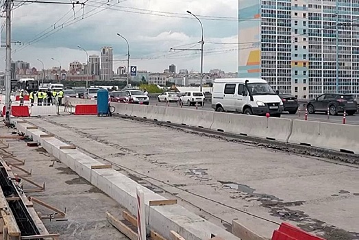 Стал известен месяц открытия шестиполосного движения по Димитровскому мосту