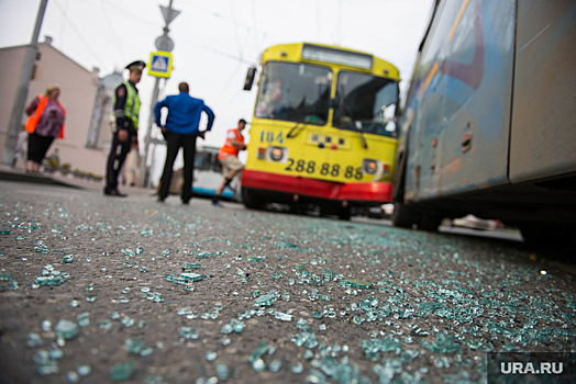 В Татарстане пассажирский автобус столкнулся с грузовиком