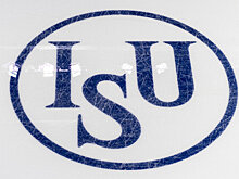 «Ждем вердикта ISU и МОК, кто из российских спортсменов будет допущен. Осталось 2-3 недели, и мы узнаем». Гуляев о конькобежцах