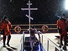 Более 15 тысяч спасателей обеспечат безопасность на Крещение в России